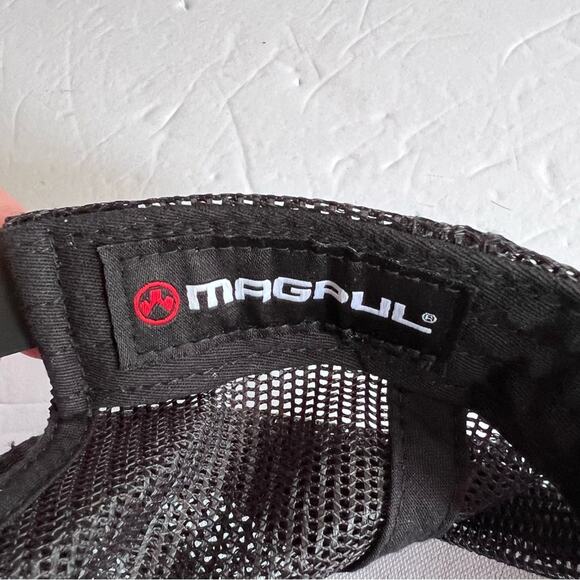 Magpul Equipped Logo Black Yellow SnapBack Trucker Baseball Cap OS - Picture 9 of 11